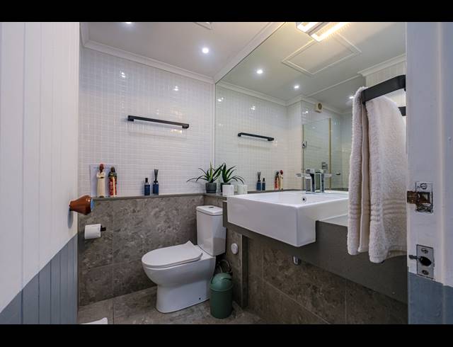 3 BEDROOM APARTMENT FOR SALE IN THOMPSONS BAY